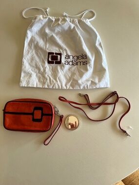 Angela Adams Leather Suede Zip Up Purse-Wristlet Newer